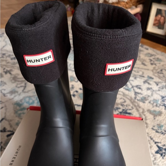 Hunter Women's Short Matte Black Rain Boots - Picture 8 of 11